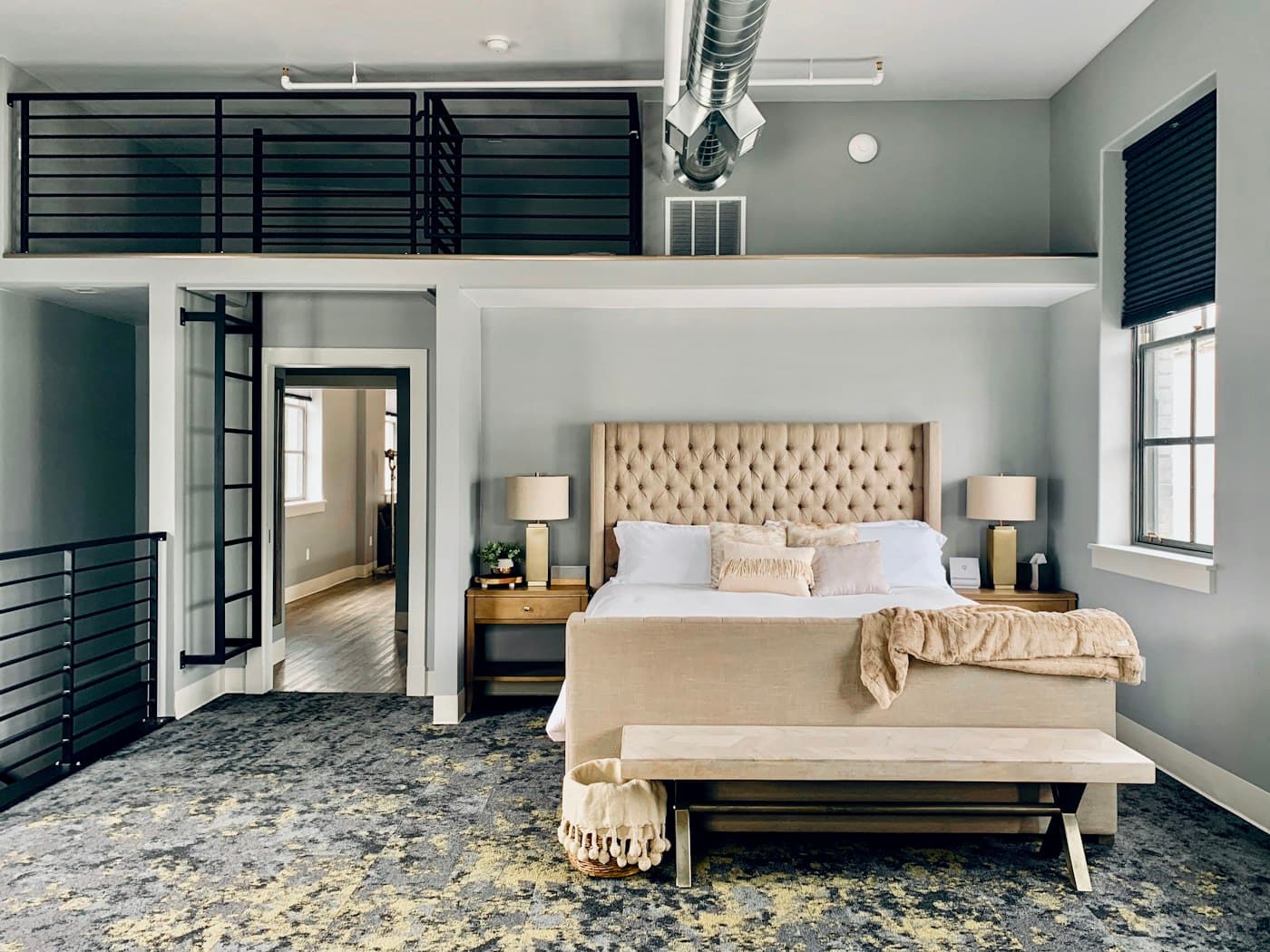 Villa Aurora — principal bedroom